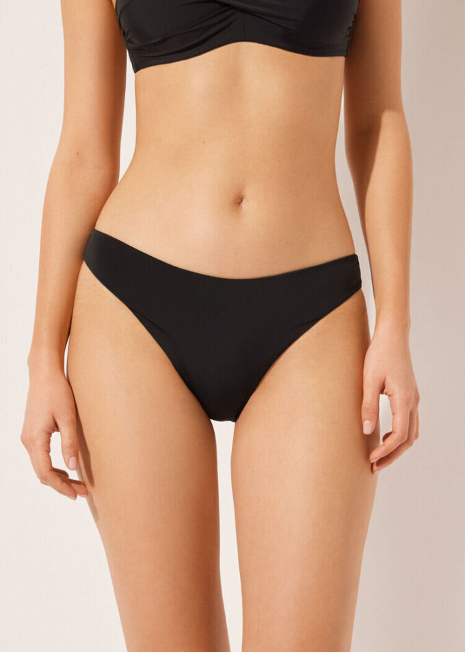 Slip bikini a vita alta Slip bikini a vita alta