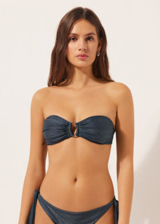 Top a fascia Glowing Python